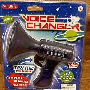 Voice changer Schylling Disguise your voice with the Voice Changer